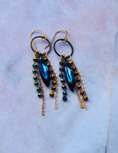Load image into Gallery viewer, Vintage Glass Earrings
